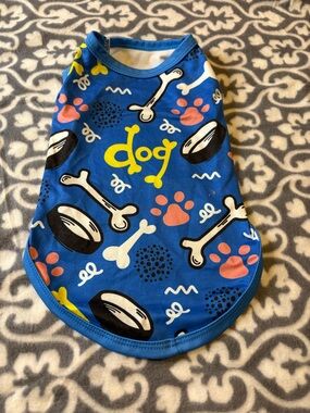 Blue 'dog' Graphic Dog Tee with Paw & Bone Print